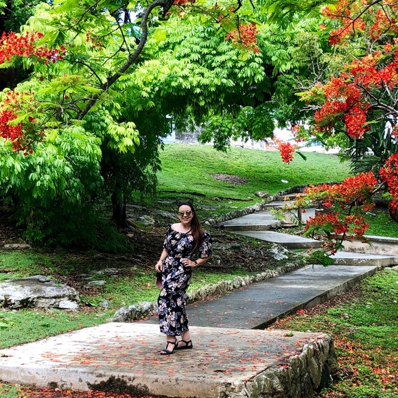 Meet your Posher, Kristen - Picture 7 of 11